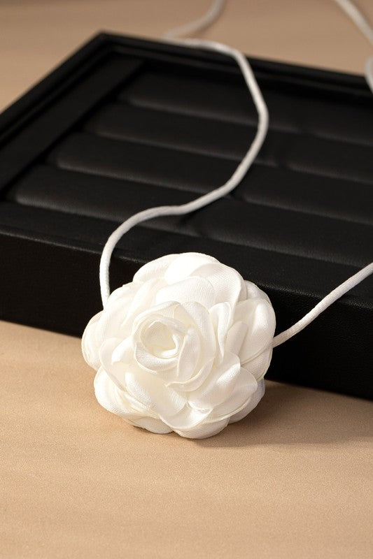 Flower Necklace Choker