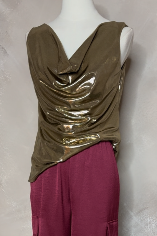 Isa Gold Top