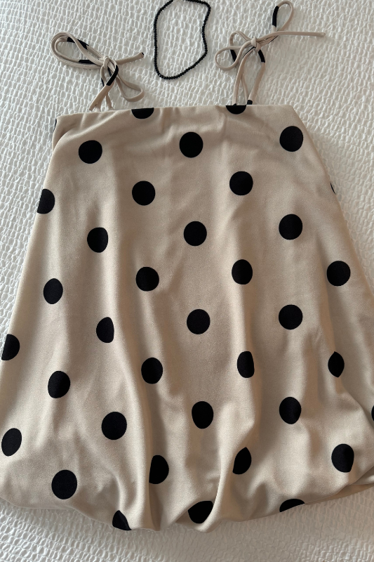 Polka Dots Black/Beige Top