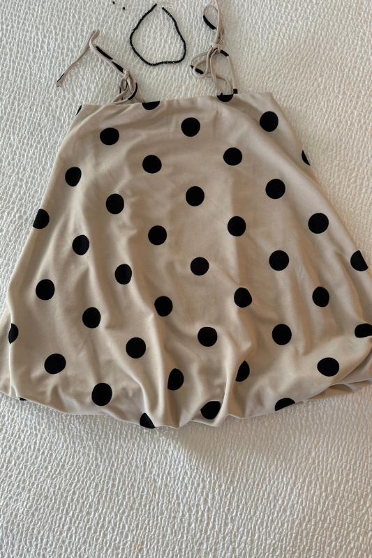 Polka Dots Black/Beige Top