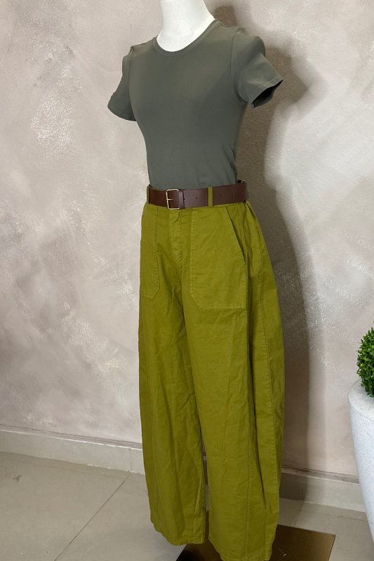 Barrel Pants, Italy