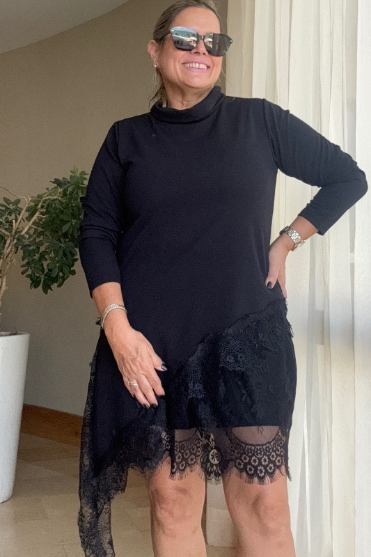 Luna Lace Top